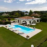 New Tosca Vila *